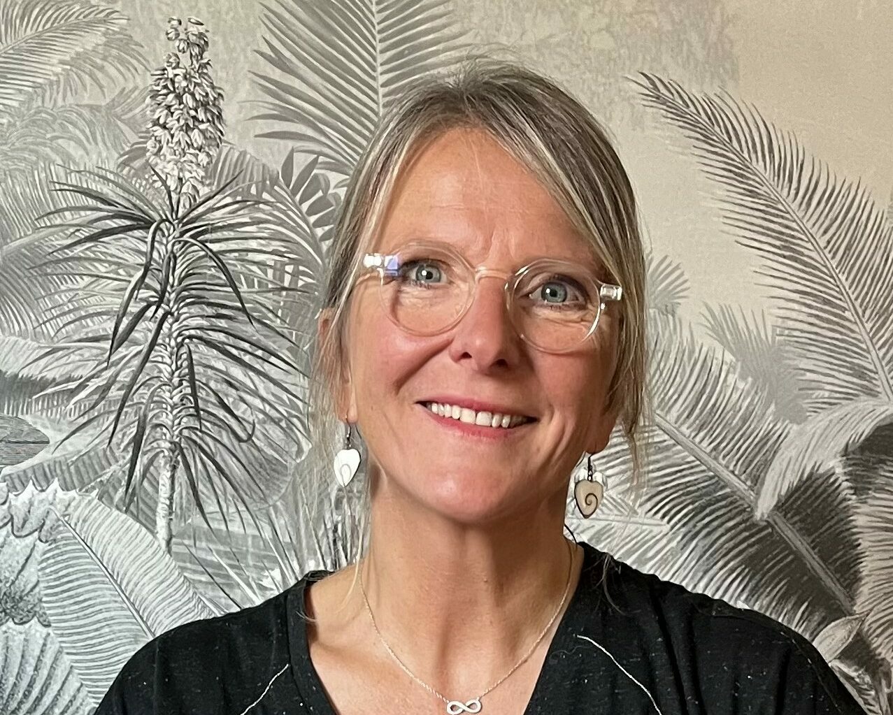 cropped-Sandrine-1-1.png